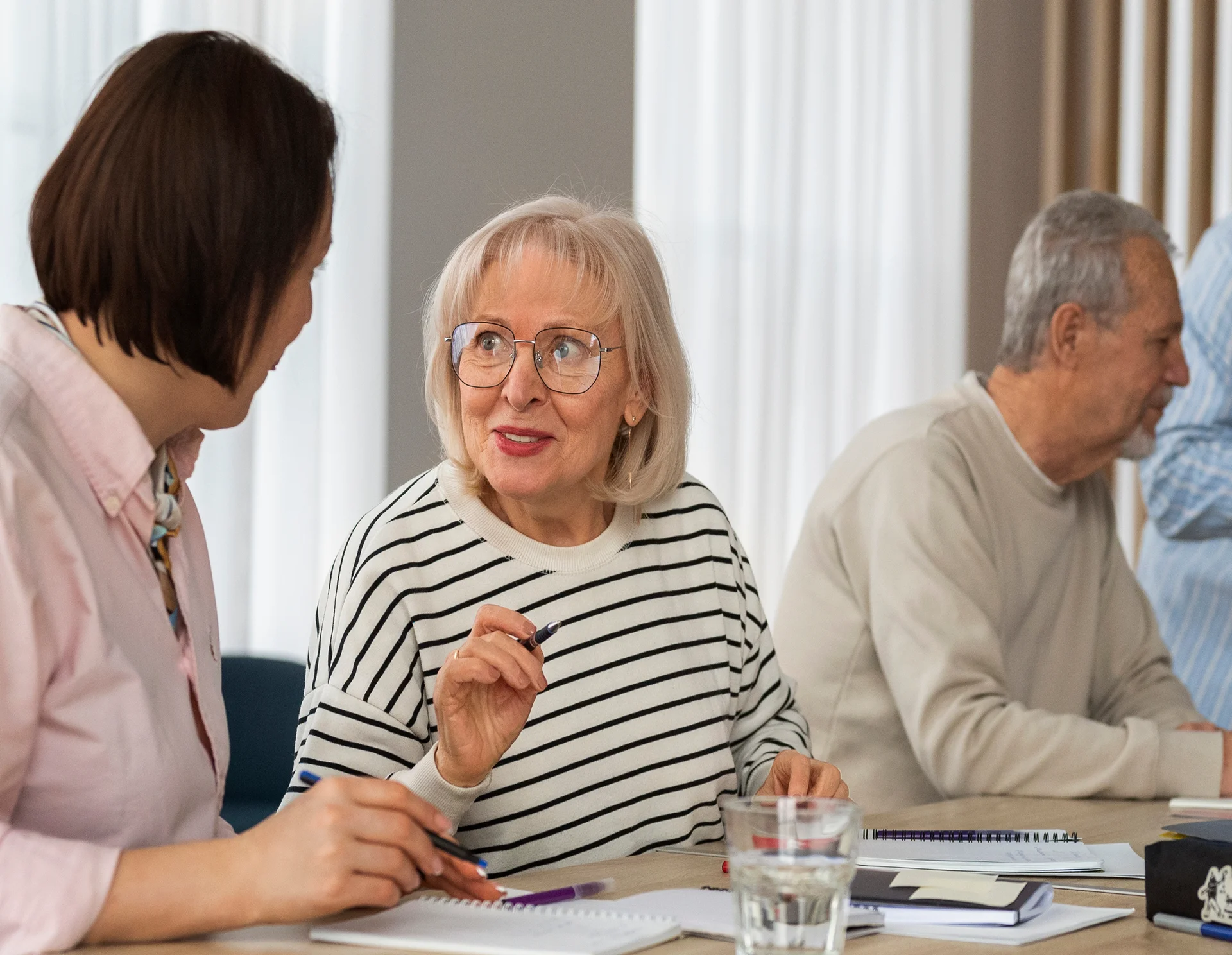 Échange entre une intervenante et une personne accompagnée